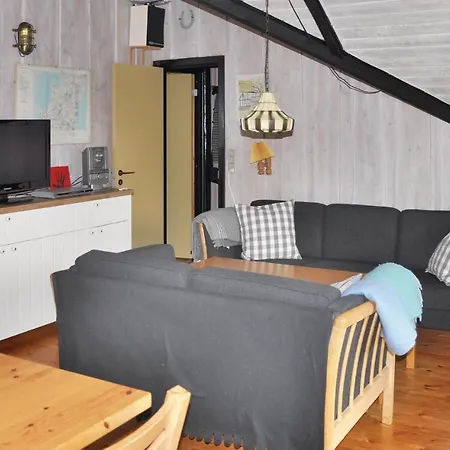 Two-bedroom Holiday In Semesterbostad