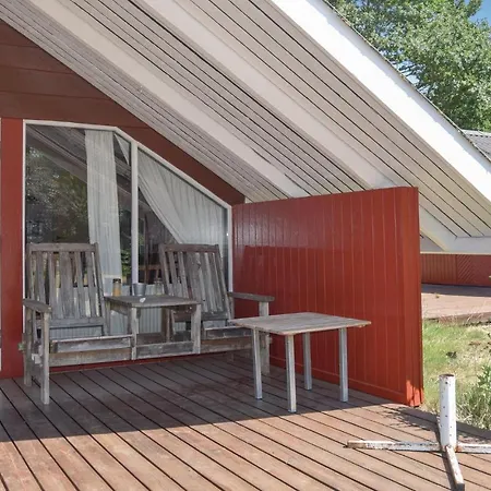 Semesterbostad Two-bedroom Holiday In