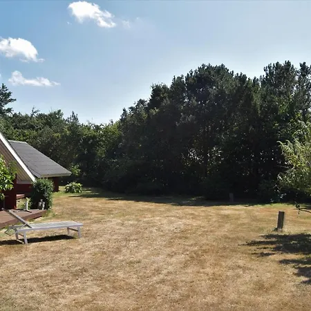 Two-bedroom Holiday In Semesterbostad Nordenbro Vesteregn